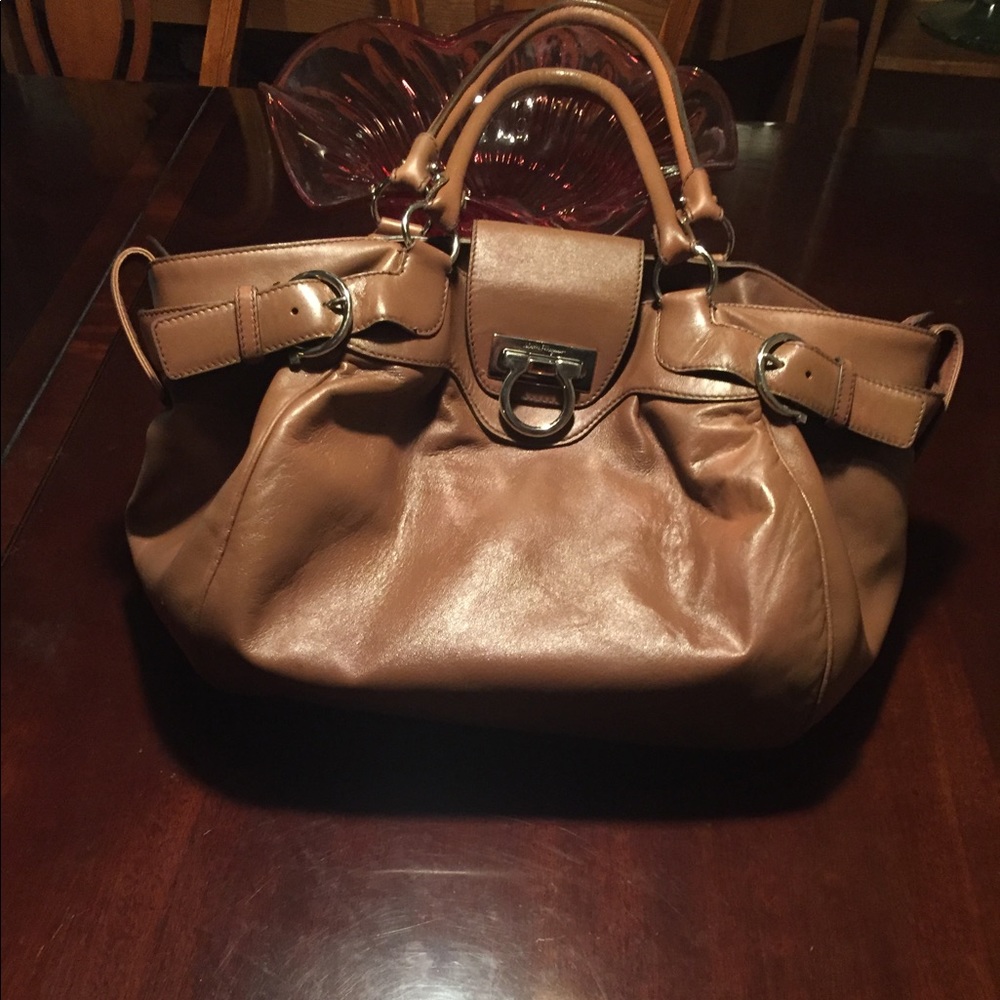 Ferragamo leather bag like new condition